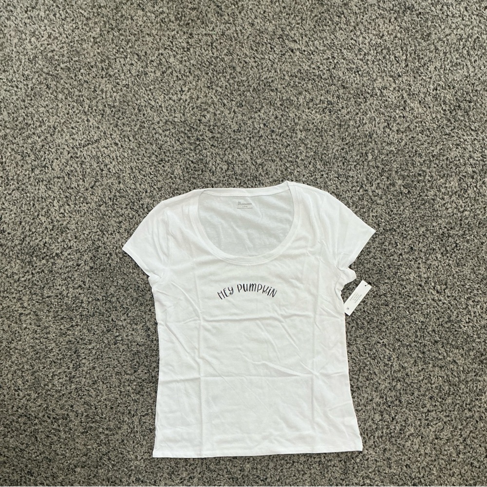 Custom Designed White Graphic Tee with 'Hey Pumpkin'- New With Tags